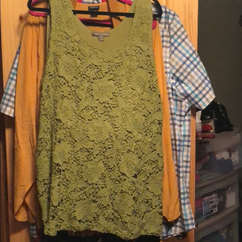 Kate & Mallory lime green blouse 2x